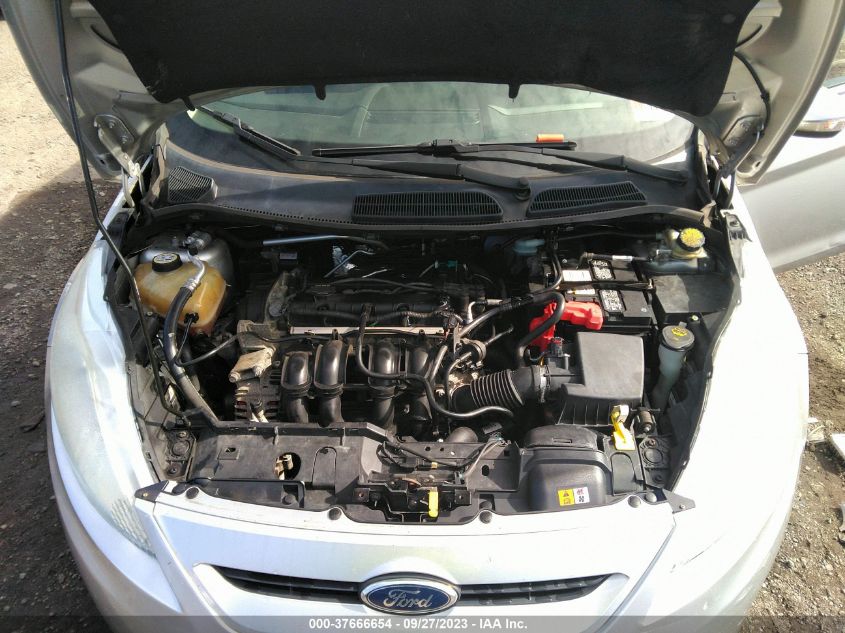 2013 FORD FIESTA SE - 3FADP4EJSDM222940