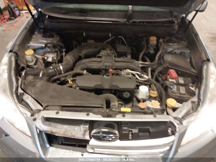 2013 SUBARU OUTBACK 2.5I PREMIUM - 4S4BRCCC0D3280492