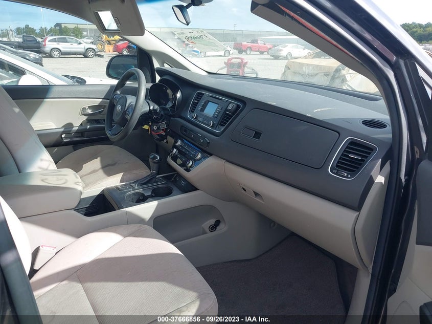 2016 KIA SEDONA LX VIN: KNDMB5C12G6146470