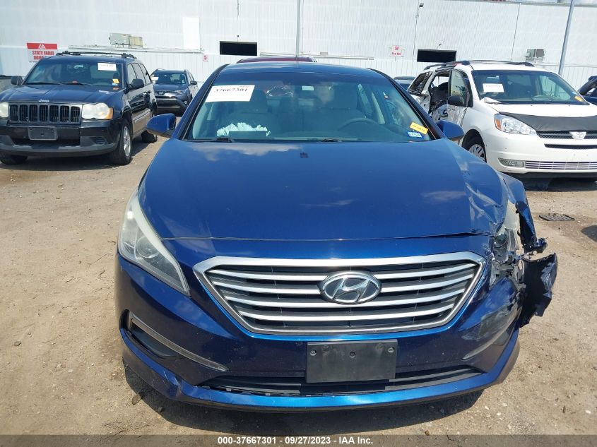 2015 HYUNDAI SONATA 2.4L SE - 5NPE24AF4FH206153