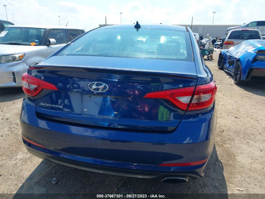 2015 HYUNDAI SONATA 2.4L SE - 5NPE24AF4FH206153