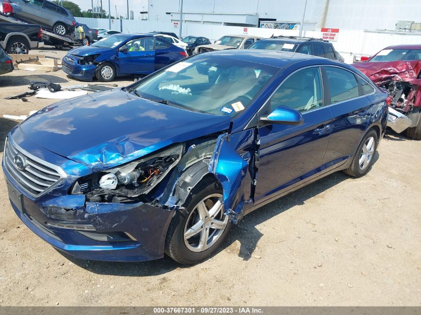 2015 HYUNDAI SONATA 2.4L SE - 5NPE24AF4FH206153