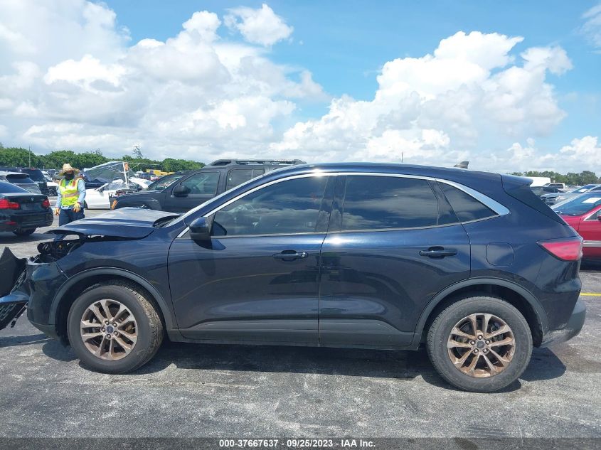 2021 FORD ESCAPE SE - 1FMCU9G60MUA39956