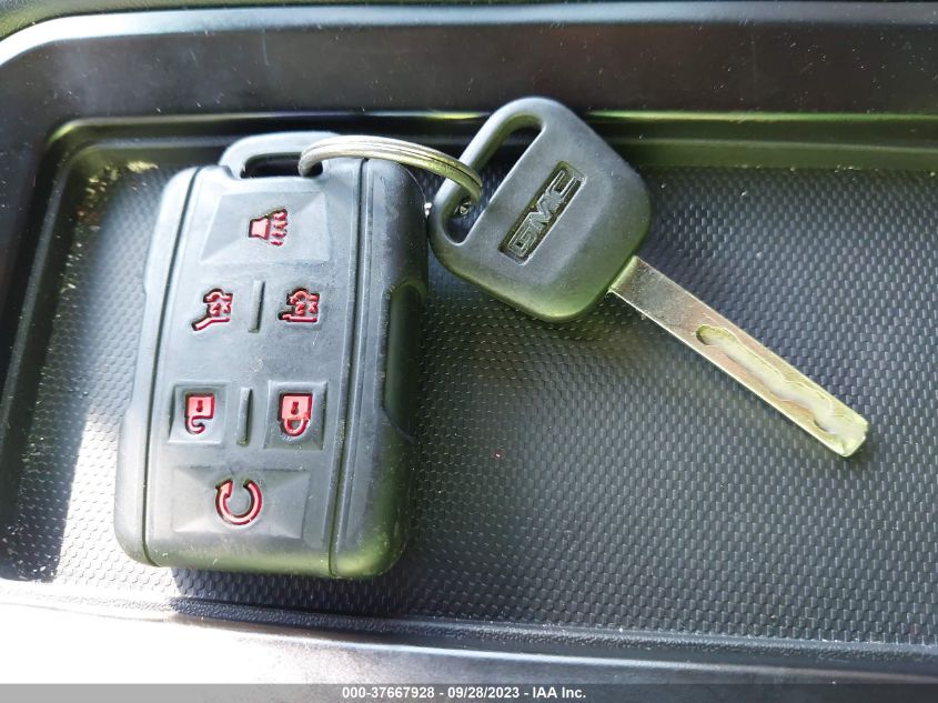 2015 GMC YUKON SLE - 1GKS1AKC9FR517700