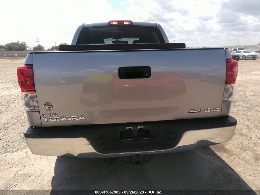 2013 TOYOTA TUNDRA 4WD TRUCK - 5TFDW5F17DX294975