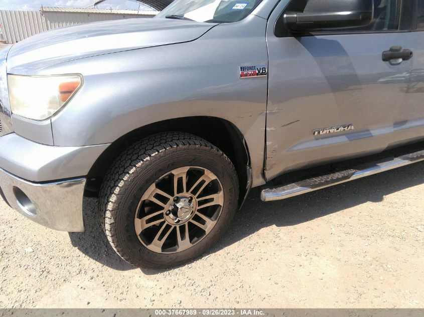 2013 TOYOTA TUNDRA 4WD TRUCK - 5TFDW5F17DX294975