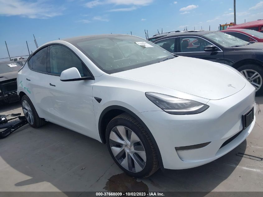 7SAYGDEE9PA126573 Tesla Model Y  