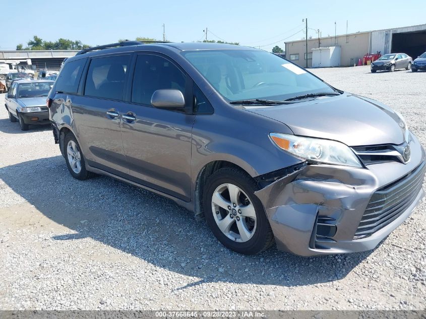 5TDKZ3DC7KS995672 2019 TOYOTA SIENNA, photo no. 1