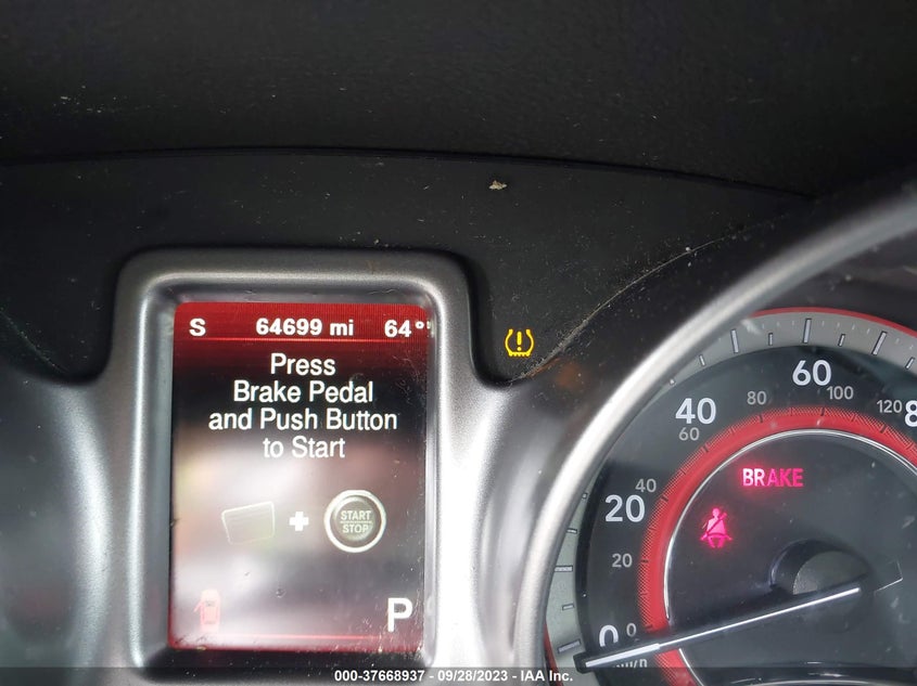VIN 3C4PDDGG0JT504338 2018 DODGE JOURNEY CROSSROAD