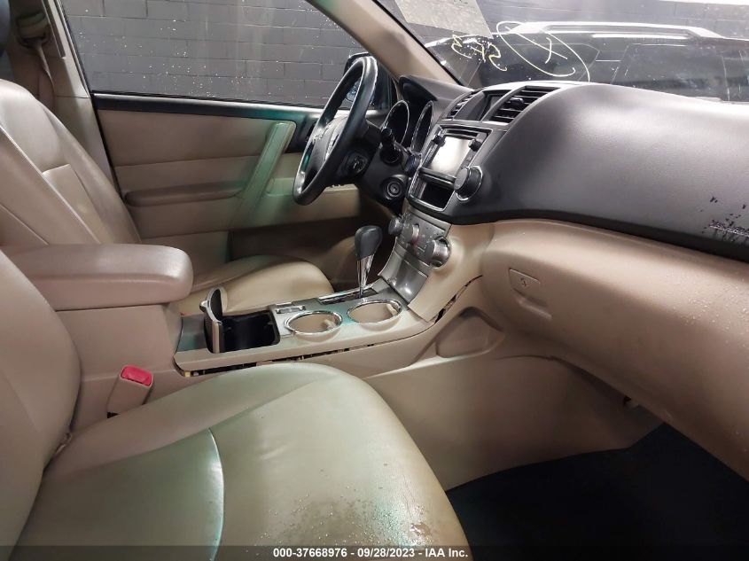 2013 TOYOTA HIGHLANDER - 5TDZK3EH1DS097567