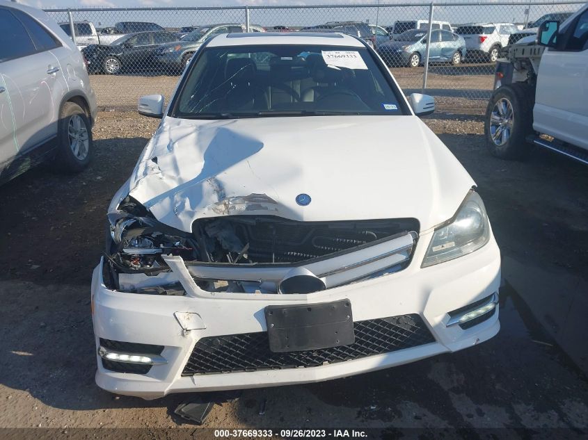 2013 MERCEDES-BENZ C 250 SPORT/LUXURY - WDDGF4HB8DR296628