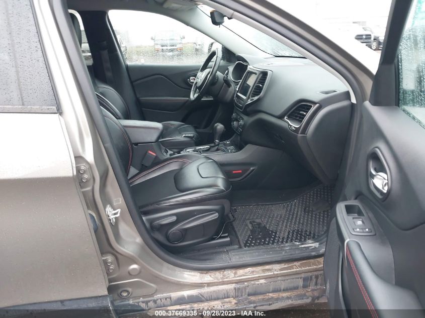 VIN 1C4PJMBX2LD613103 2020 JEEP CHEROKEE TRAILHAWK