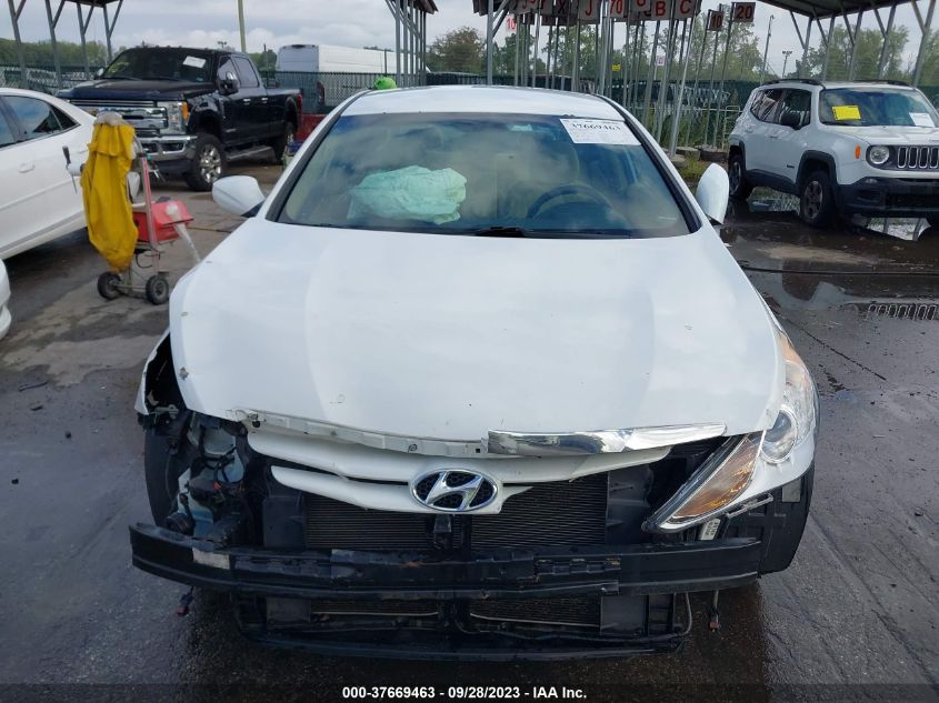2013 HYUNDAI SONATA GLS - 5NPEB4AC0DH558553