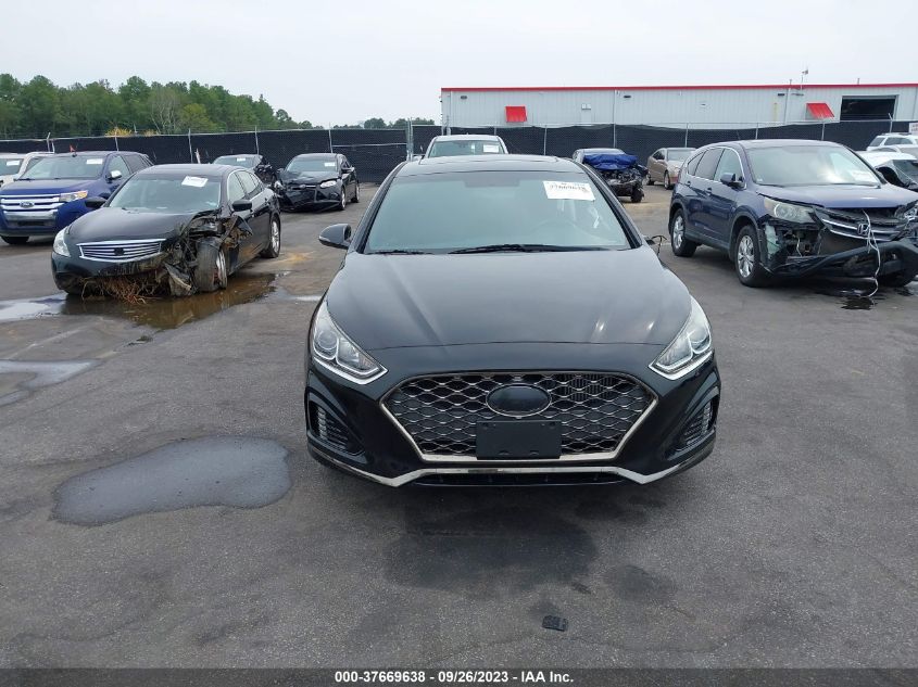 2018 HYUNDAI SONATA SPORT - 5NPE34AB2JH616002