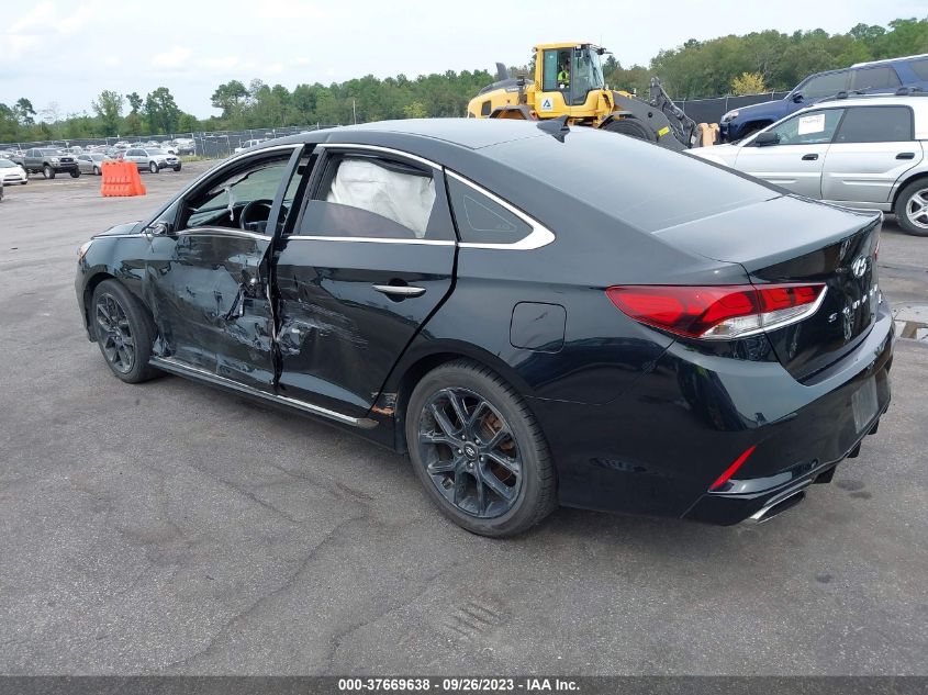 2018 HYUNDAI SONATA SPORT - 5NPE34AB2JH616002