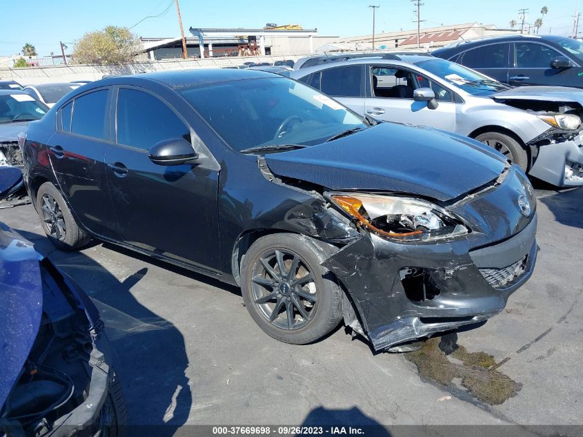 2013 MAZDA MAZDA3 I SV - JM1BL1TG6D1764255