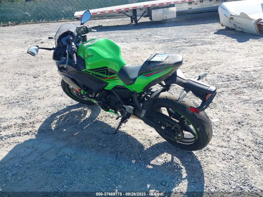 VIN ML5EXER11PDAB0476 2023 KAWASAKI EX650 R