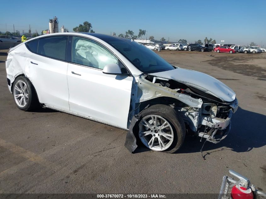 5YJYGDEEXMF093630 Tesla Model Y  