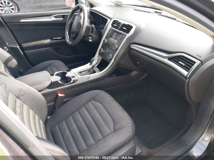 2015 FORD FUSION SE - 3FA6P0H71FR180191