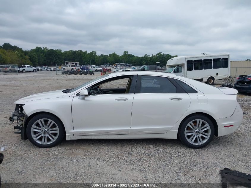 2013 LINCOLN MKZ - 3LN6L2JK8DR812886