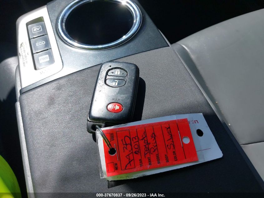2013 TOYOTA PRIUS V TWO/THREE/FIVE - JTDZN3EU3D3275520