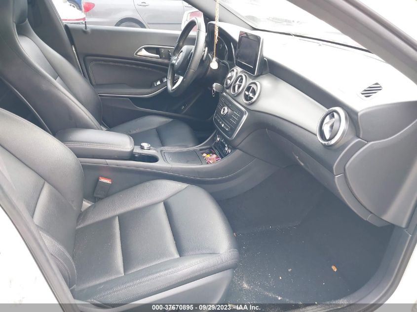 2015 MERCEDES-BENZ CLA 250 - WDDSJ4EB0FN239282