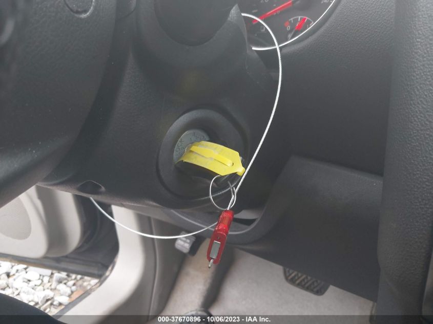 2015 NISSAN ROGUE SELECT S - JN8AS5MTXFW664199