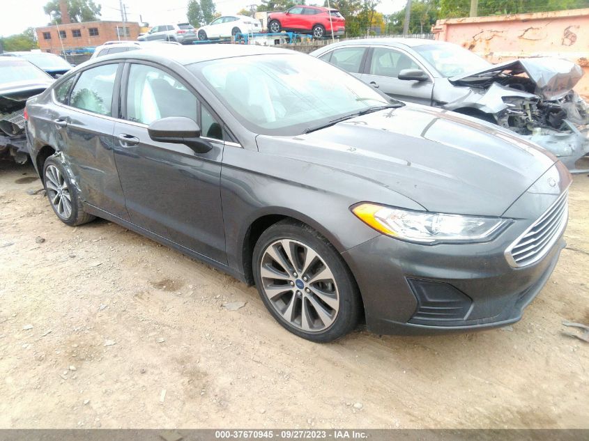 2020 FORD FUSION SE - 3FA6P0T99LR249830