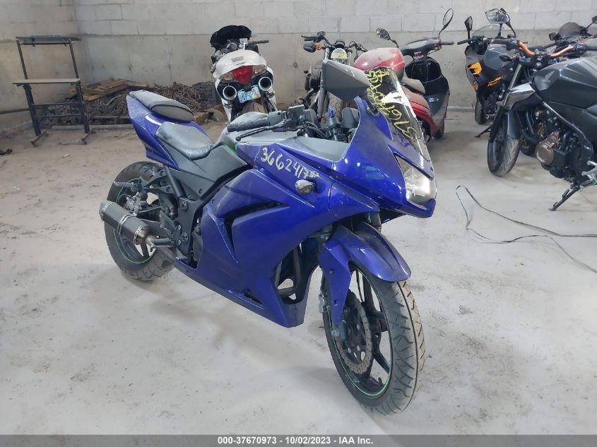 2009 KAWASAKI EX250 J - JKAEXMJ1X9DA49354