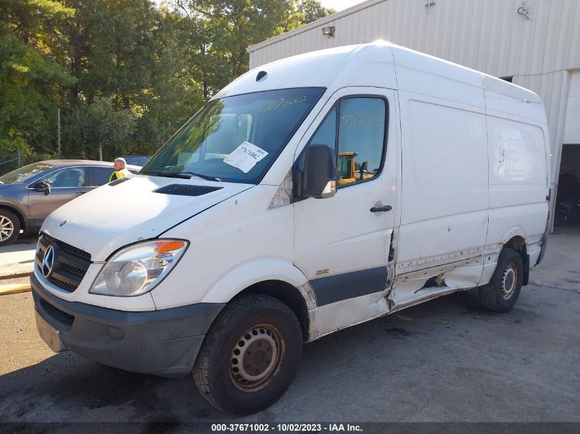 2013 MERCEDES-BENZ SPRINTER 2500 NORMAL ROOF WD3PE7CC8D5775079