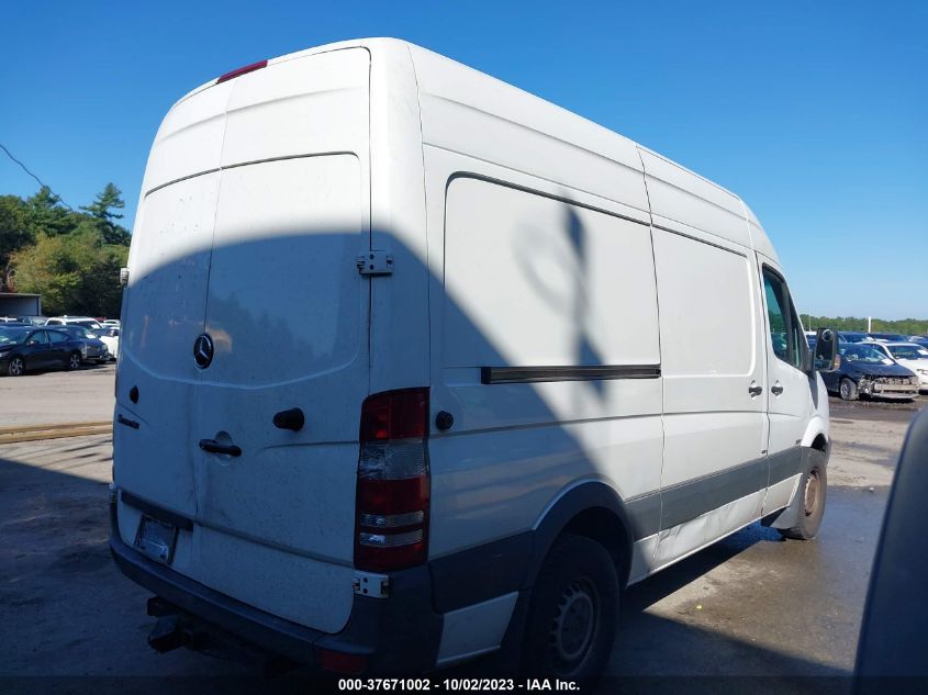 2013 MERCEDES-BENZ SPRINTER 2500 NORMAL ROOF WD3PE7CC8D5775079