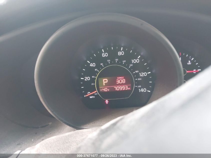2014 KIA SOUL + - KNDJP3A5XE7702613