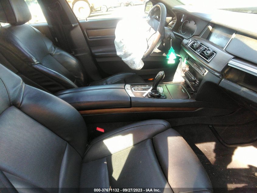 2015 BMW 740LI XDRIVE WBAYF4C5XFGS99297