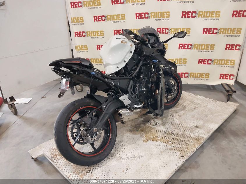 2023 KAWASAKI EX650 R - ML5EXER1XPDA90770