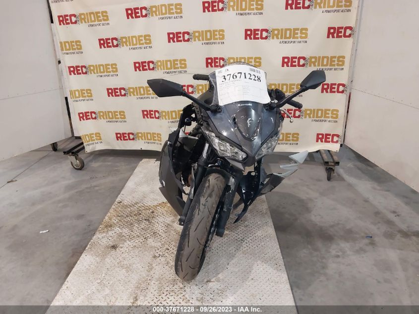 2023 KAWASAKI EX650 R - ML5EXER1XPDA90770