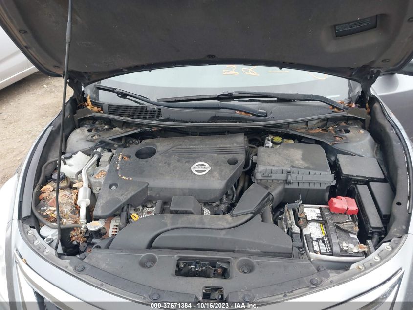 2015 NISSAN ALTIMA 2.5 SV - 1N4AL3AP7FC152640