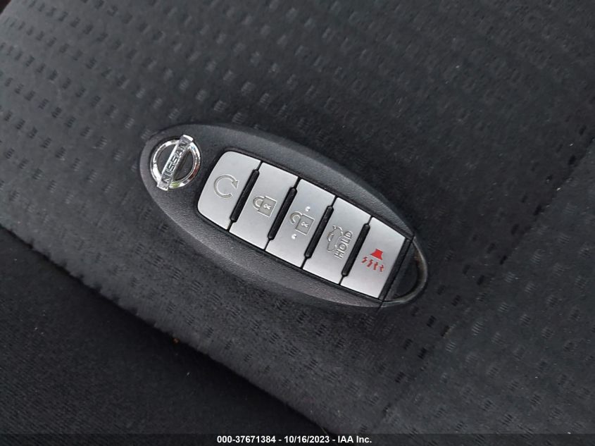 2015 NISSAN ALTIMA 2.5 SV - 1N4AL3AP7FC152640