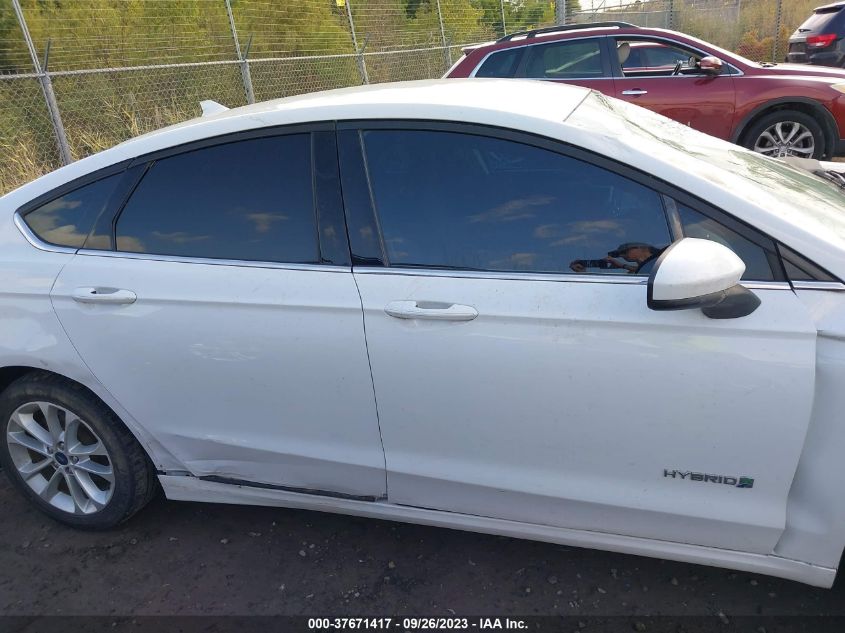 3FA6P0LU2KR222763 Ford Fusion Hybrid SE 13