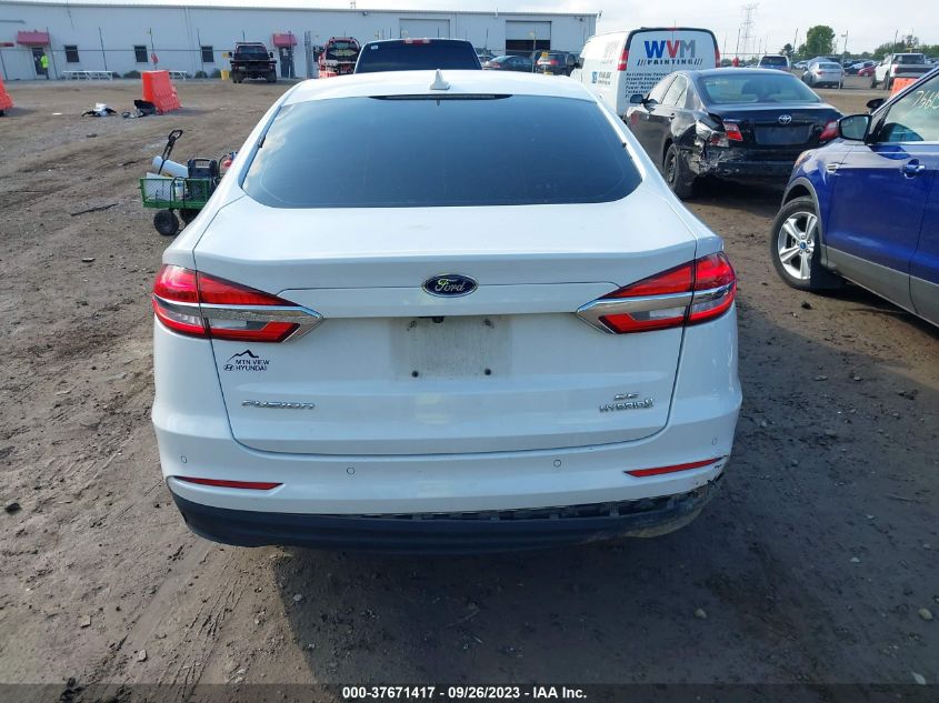 3FA6P0LU2KR222763 Ford Fusion Hybrid SE 16