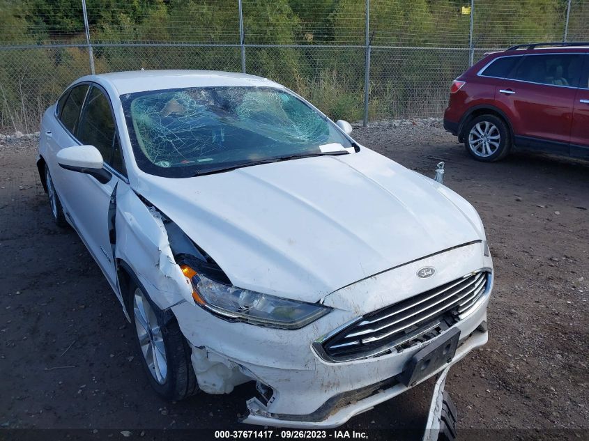 3FA6P0LU2KR222763 Ford Fusion Hybrid SE 6