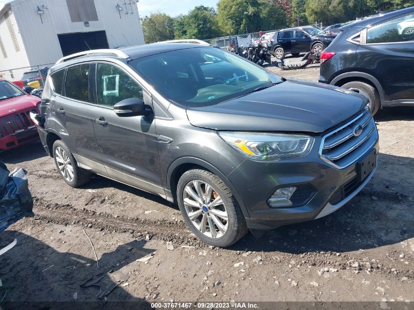 1FMCU9J95HUD14620 2017 FORD ESCAPE, photo no. 1