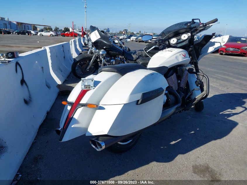 2016 VICTORY MOTORCYCLES CROSS COUNTRY 5VPDB36N9G3055492