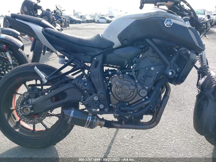VIN JYARM27Y7LA001420 2020 YAMAHA MT07 C