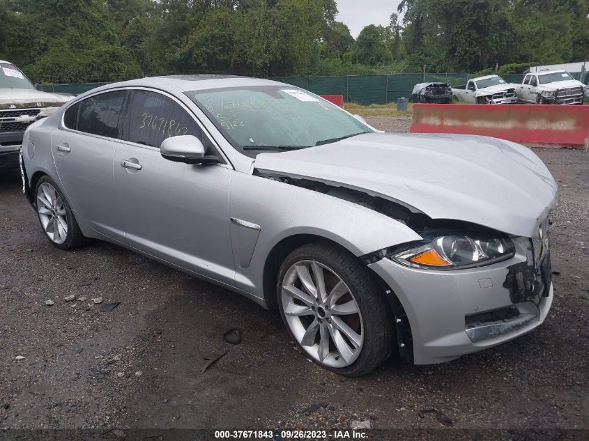 2013 JAGUAR XF V6 AWD - SAJWJ0EF0D8S90625
