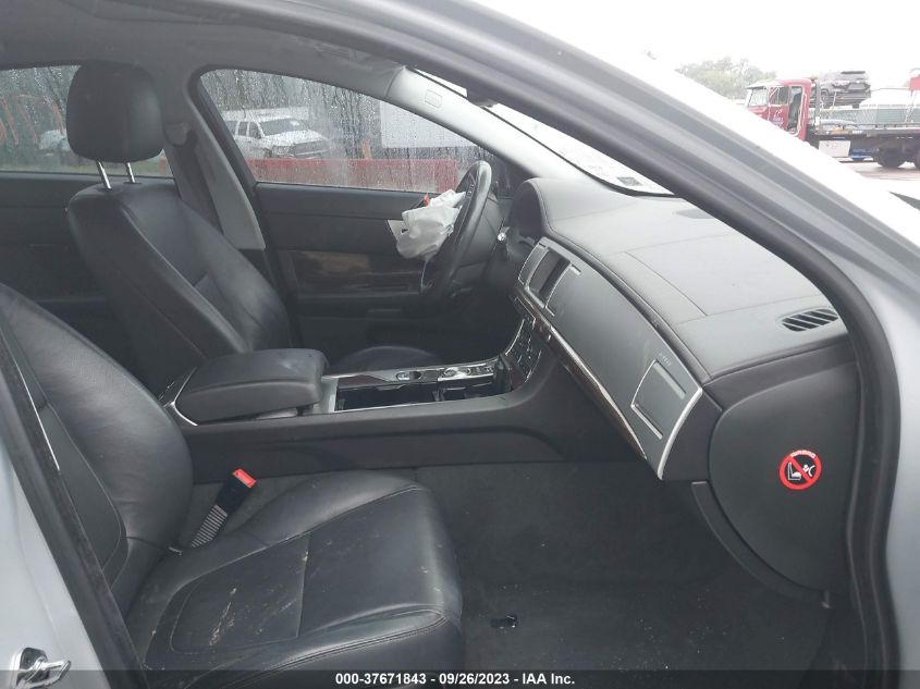 2013 JAGUAR XF V6 AWD - SAJWJ0EF0D8S90625