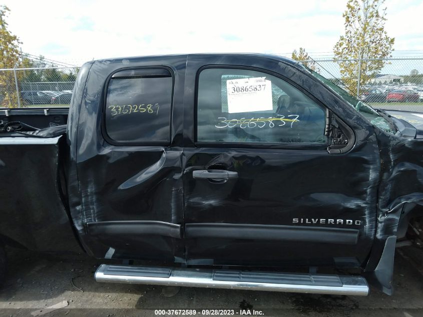 2013 CHEVROLET SILVERADO 1500 LT - 1GCRKSE75DZ106626