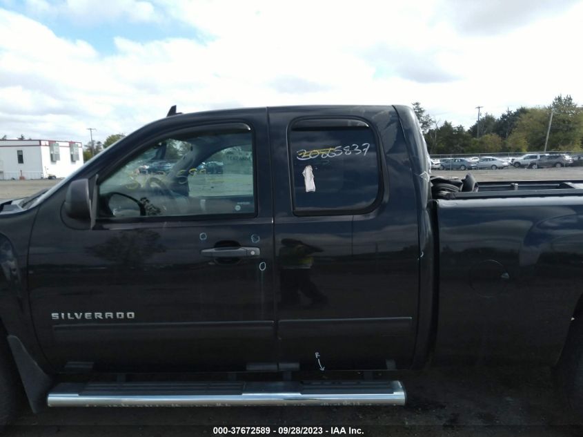 2013 CHEVROLET SILVERADO 1500 LT - 1GCRKSE75DZ106626