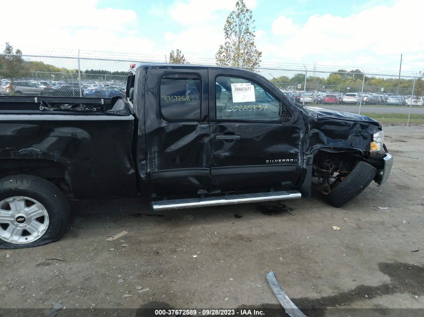 2013 CHEVROLET SILVERADO 1500 LT - 1GCRKSE75DZ106626