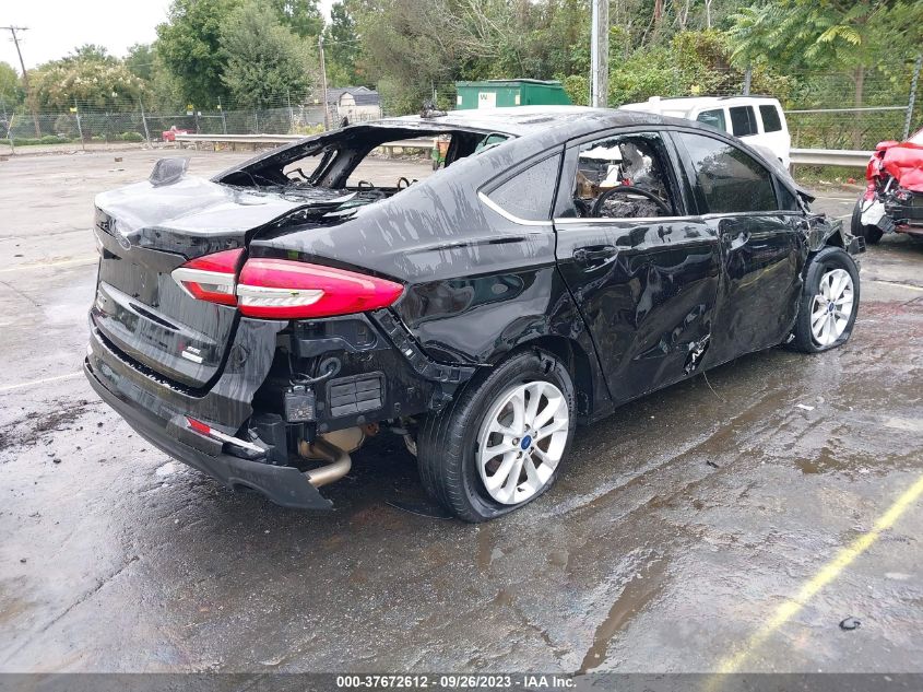 2020 FORD FUSION SE - 3FA6P0HD8LR257706