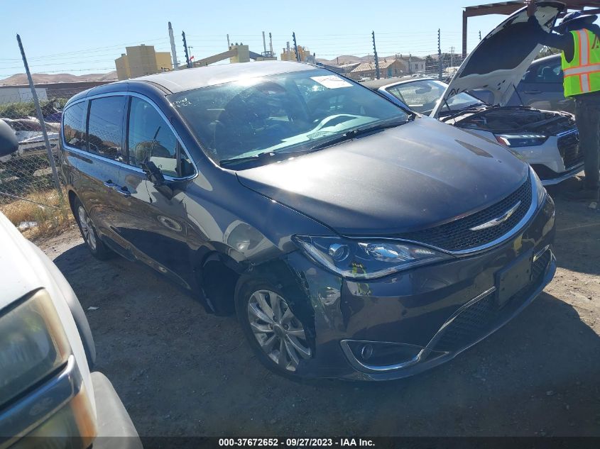 2019 CHRYSLER PACIFICA TOURING PLUS - 2C4RC1FG5KR636382